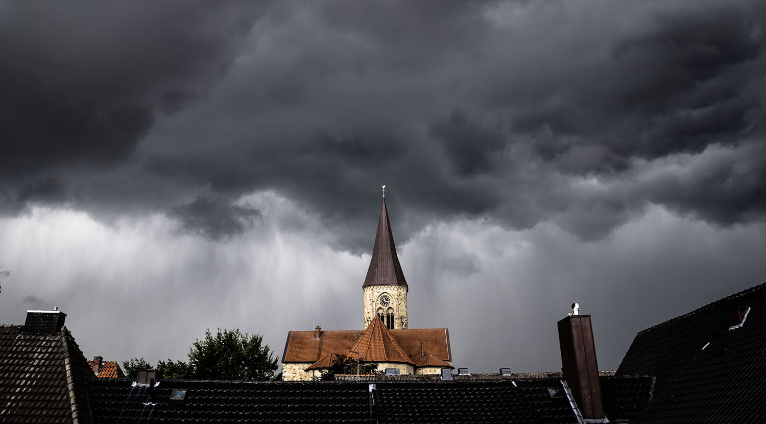 Ein Sturm zieht auf